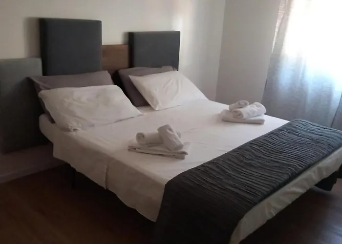 Carla\'S House